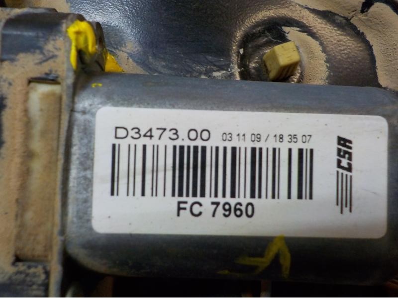 Recambio de elevalunas trasero izquierdo para land rover freelander (lr2) 2.2 td4 cat referencia OEM IAM LR019661  