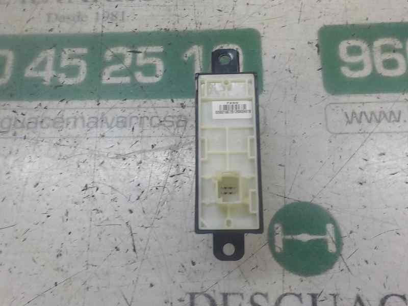 Recambio de mando multifuncion para peugeot 208 1.4 hdi fap referencia OEM IAM 96758773XU 96758773XU 