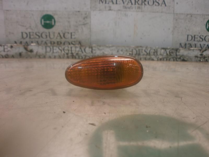 Recambio de piloto lateral derecho para mitsubishi montero sport (k90) 2.5 td gls referencia OEM IAM   