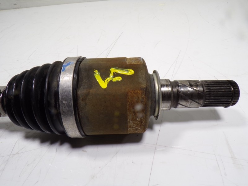 Recambio de transmision izquierda para renault kangoo z.e. referencia OEM IAM 391014031R 391014031R 