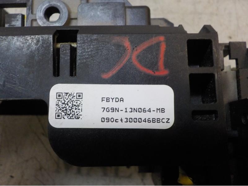 Recambio de mando intermitentes para land rover freelander (lr2) 2.2 td4 cat referencia OEM IAM LR018293 6G9N3F972FC 