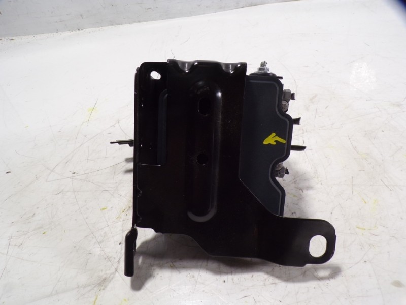 Recambio de abs para toyota proace city 1.5 dci referencia OEM IAM  9808055980 