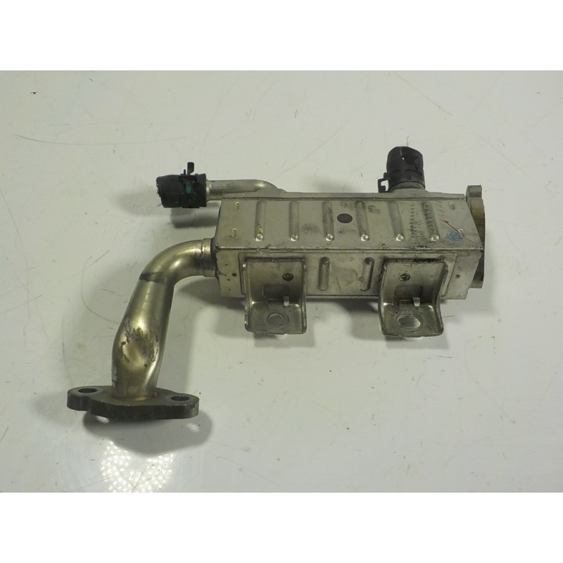 Recambio de enfriador egr para lexus rx 450h referencia OEM IAM 2568031040 2568031040 13064270001