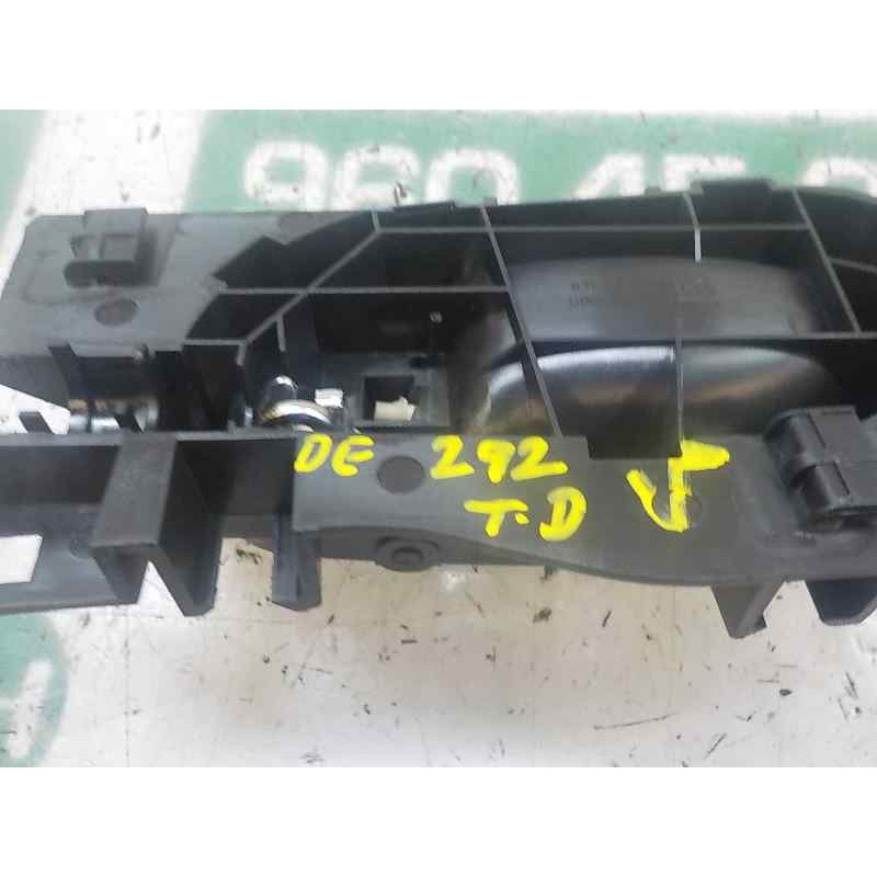 Recambio de maneta interior trasera derecha para peugeot 208 1.4 hdi fap referencia OEM IAM 9144G4 96605253VV 