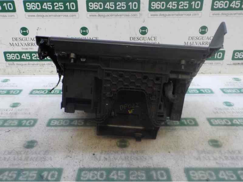 Recambio de guantera para volkswagen golf vii variant 1.6 tdi dpf referencia OEM IAM 5G1857114E82V  