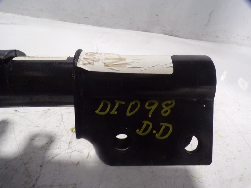 Recambio de amortiguador delantero derecho para toyota proace city 1.5 dci referencia OEM IAM  9833306180 