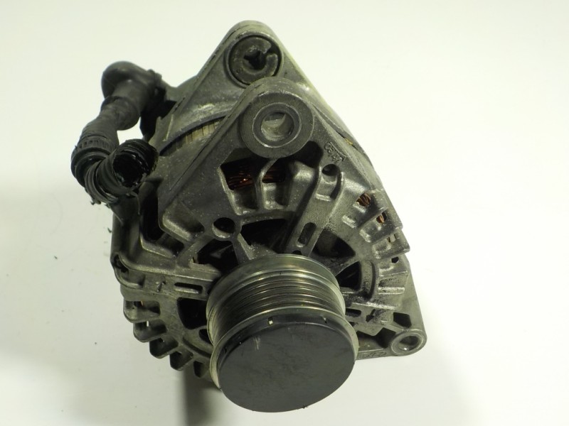 Recambio de alternador para hyundai i40 style referencia OEM IAM   