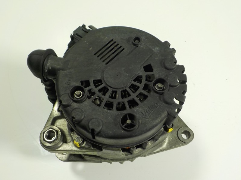 Recambio de alternador para hyundai i40 style referencia OEM IAM   