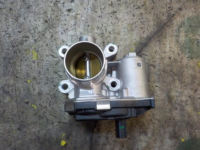 Recambio de caja mariposa para opel astra k lim. 5türig 1.0 12v referencia OEM IAM 55491542 55491542AA 