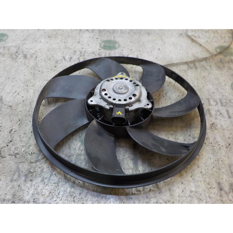 Recambio de electroventilador para renault megane iii berlina 5 p 1.9 dci diesel referencia OEM IAM 214810898R  
