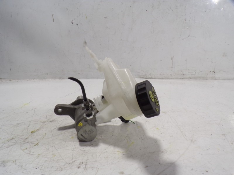 Recambio de bomba freno para toyota proace city 1.5 dci referencia OEM IAM   