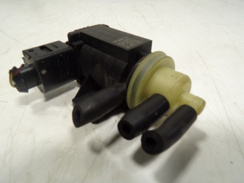 Recambio de valvula aire adicional para skoda octavia combi (nx5) 2.0 tdi referencia OEM IAM 1K0906627B 1K0906627B 