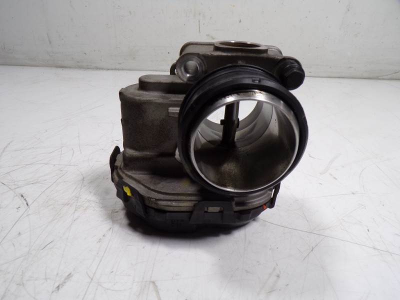 Recambio de caja mariposa para citroën c4 lim. 1.6 blue-hdi fap referencia OEM IAM 9830301180 980723858002 