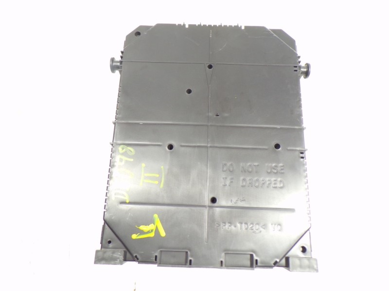 Recambio de caja reles / fusibles para toyota proace city 1.5 dci referencia OEM IAM  9830707680 