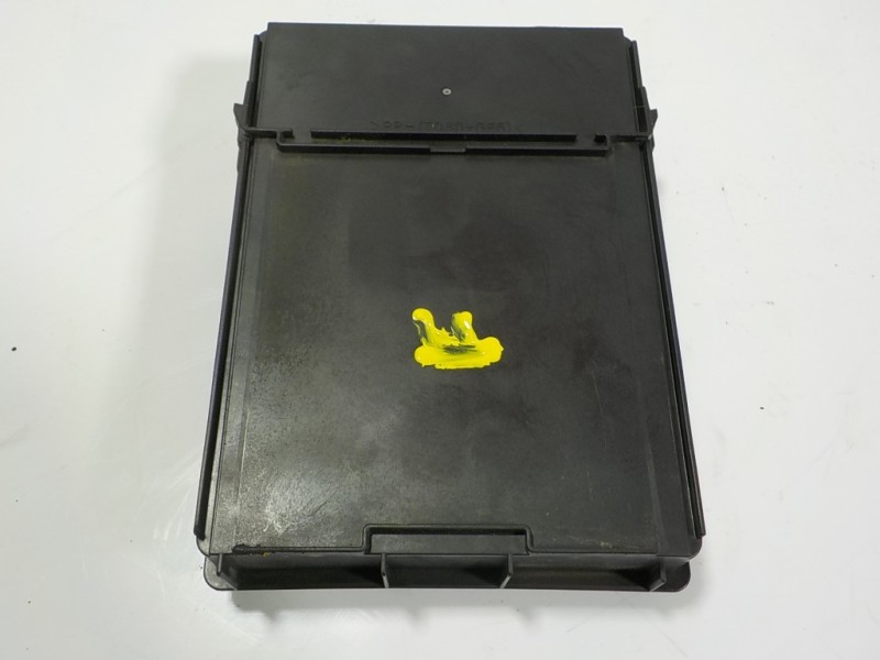 Recambio de caja reles / fusibles para nissan micra (k13) 1.2 cat referencia OEM IAM 284B71HR0C 284B71HR0C 