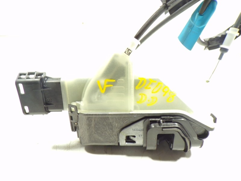 Recambio de cerradura puerta delantera derecha para toyota proace city 1.5 dci referencia OEM IAM  16943581 