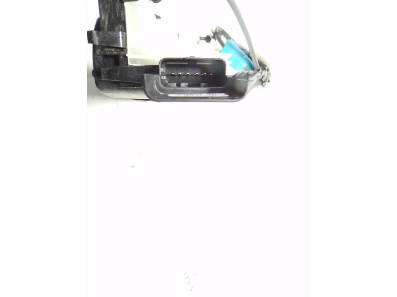 Recambio de cerradura puerta delantera derecha para toyota proace city 1.5 dci referencia OEM IAM  16943581 