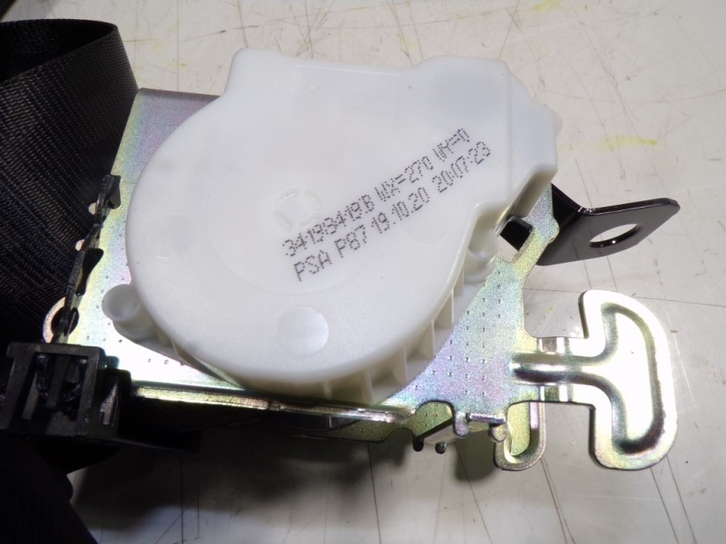 Recambio de cinturon seguridad trasero central para toyota proace city 1.5 dci referencia OEM IAM  34198419B 