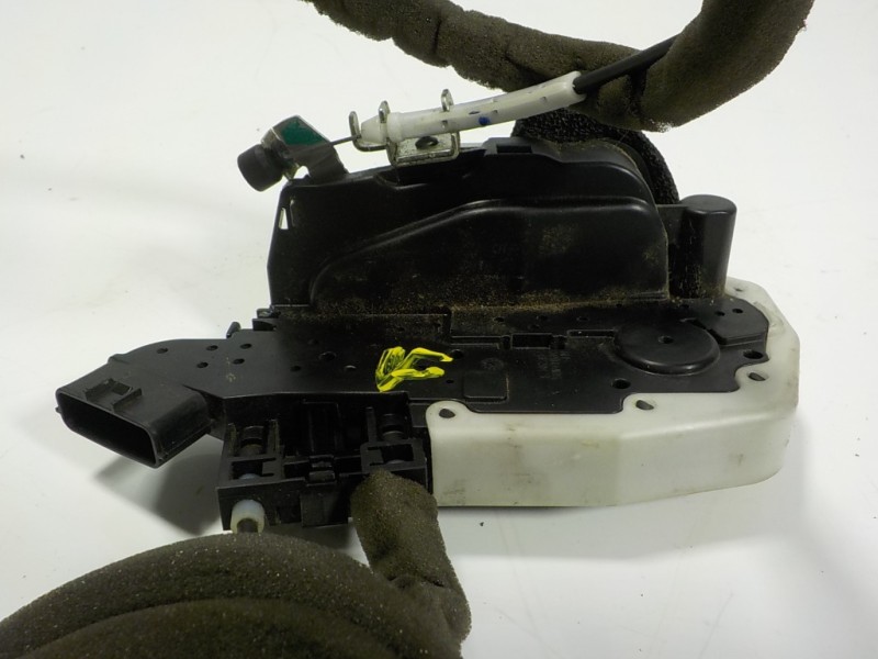 Recambio de cerradura puerta delantera derecha para nissan micra (k13) 1.2 cat referencia OEM IAM 805001HD0B T7213510 