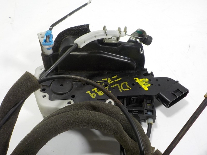 Recambio de cerradura puerta delantera izquierda para nissan micra (k13) 1.2 cat referencia OEM IAM 805011HD1B T7213420 