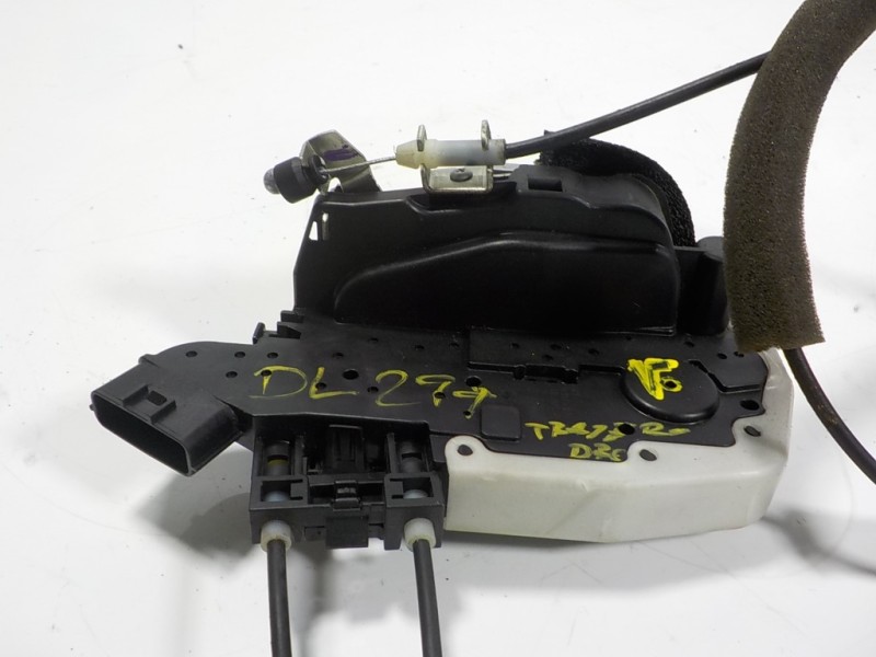 Recambio de cerradura puerta trasera derecha para nissan micra (k13) 1.2 cat referencia OEM IAM 825001HD0C T7214510 