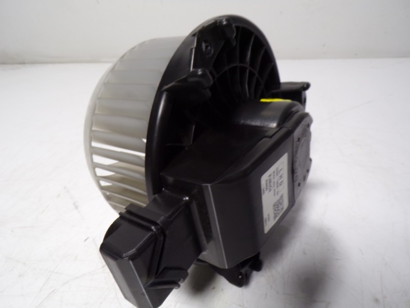 Recambio de motor calefaccion para ford mondeo lim. 1.5 tdci cat referencia OEM IAM 5201308 DG9H19846 