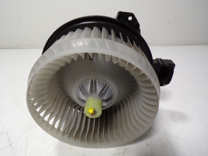 Recambio de motor calefaccion para ford mondeo lim. 1.5 tdci cat referencia OEM IAM 5201308 DG9H19846 