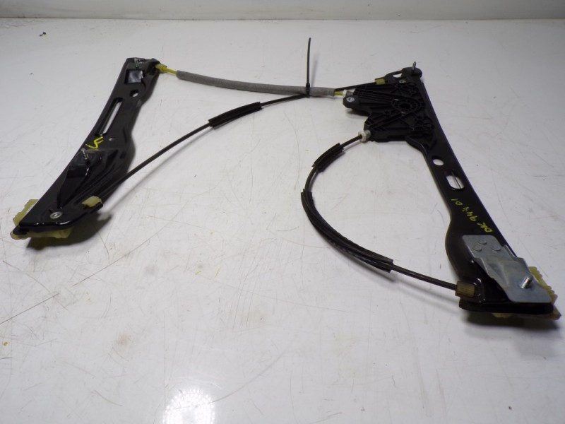 Recambio de elevalunas delantero izquierdo para ford mondeo lim. 1.5 tdci cat referencia OEM IAM 2057779 C04393102 C04393102