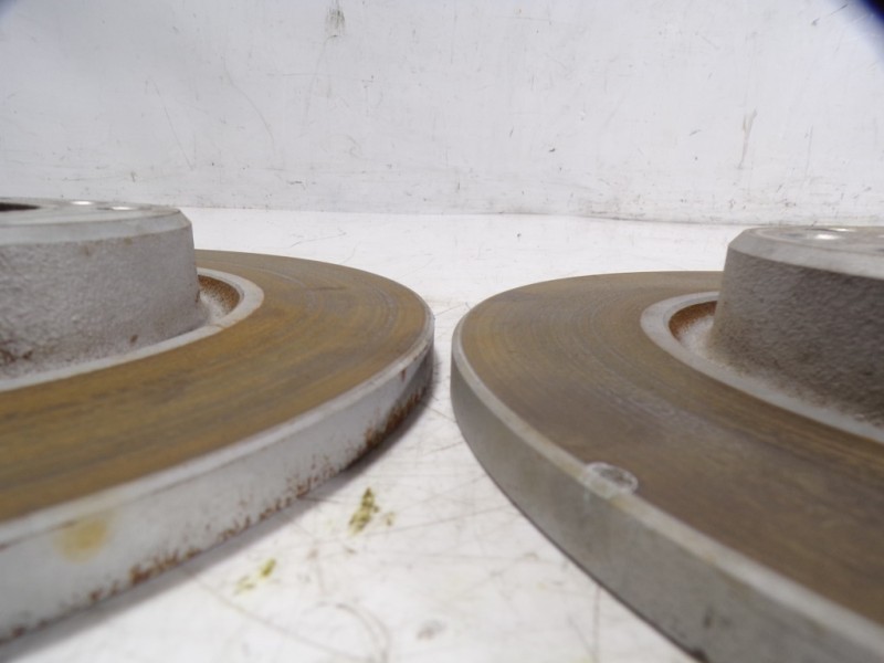 Recambio de disco freno trasero para toyota proace city 1.5 dci referencia OEM IAM   