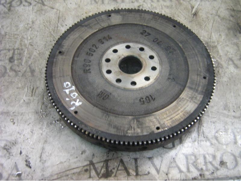 Recambio de volante motor para opel vectra b berlina 2.0 dti referencia OEM IAM   