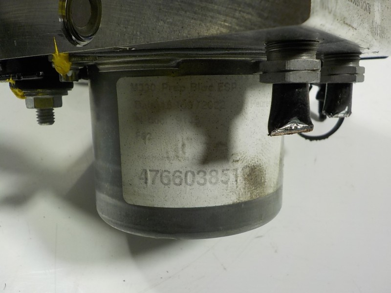 Recambio de abs para renault master iv 2.3 dci diesel fap energy cat referencia OEM IAM  476603851R 