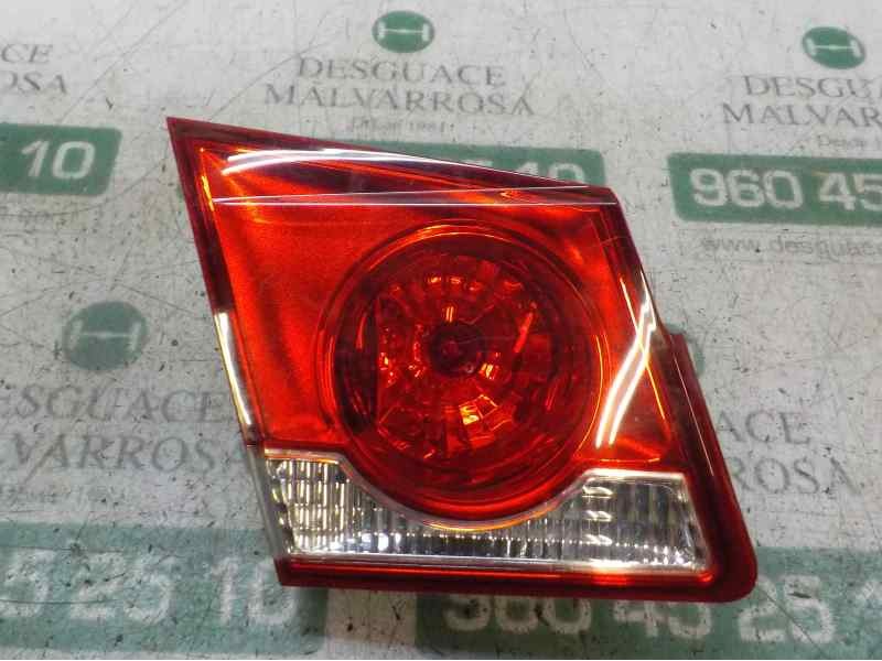 Recambio de piloto trasero izquierdo interior para chevrolet cruze 1.8 cat referencia OEM IAM   