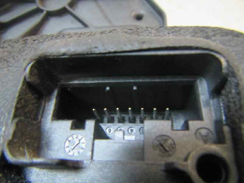 Recambio de cerradura puerta delantera izquierda para volkswagen golf vi (5k1) 1.6 tdi referencia OEM IAM 5K1837015B 5K1837015 