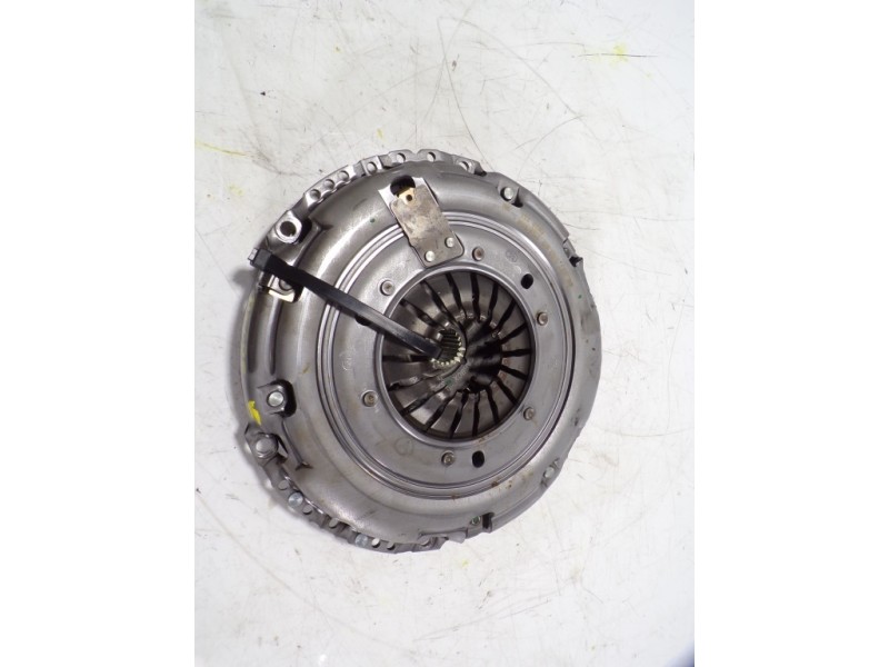 Recambio de kit embrague para toyota proace city 1.5 dci referencia OEM IAM   