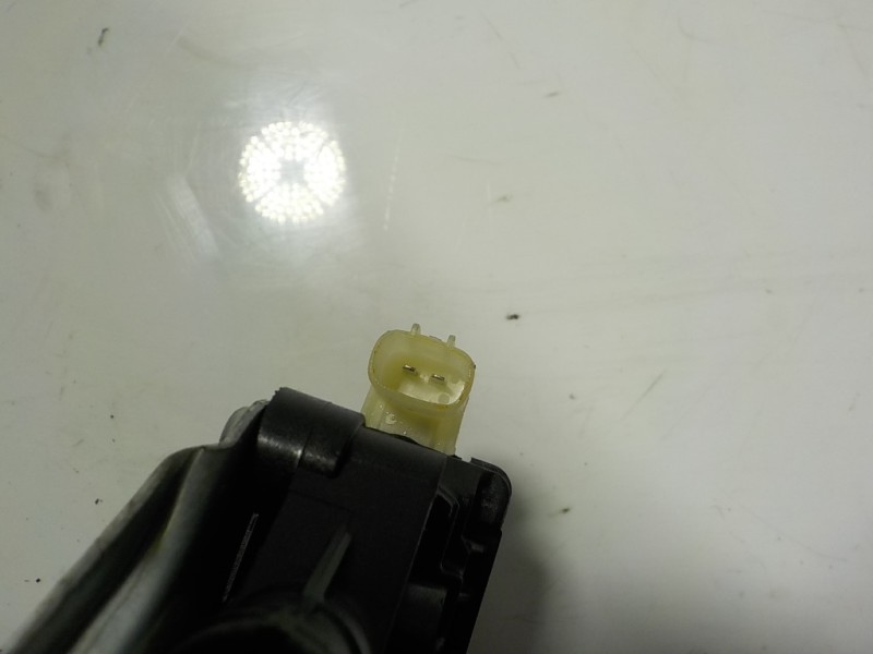 Recambio de elevalunas delantero derecho para nissan micra (k13) 1.2 cat referencia OEM IAM 807201HB0A 827301HB1A 