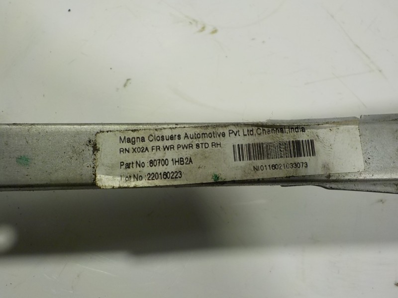 Recambio de elevalunas delantero derecho para nissan micra (k13) 1.2 cat referencia OEM IAM 807201HB0A 827301HB1A 