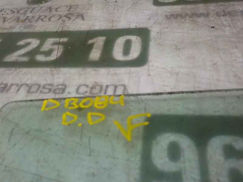 Recambio de cristal puerta delantero derecho para kia pro_cee´d 2.0 crdi referencia OEM IAM 824211H320  