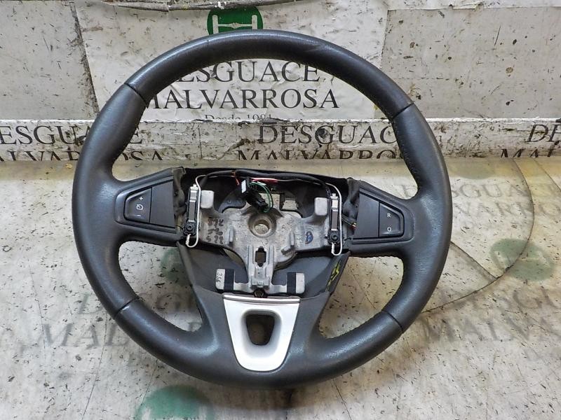 Recambio de volante para renault megane iii berlina 5 p 1.9 dci diesel referencia OEM IAM 484306291R  