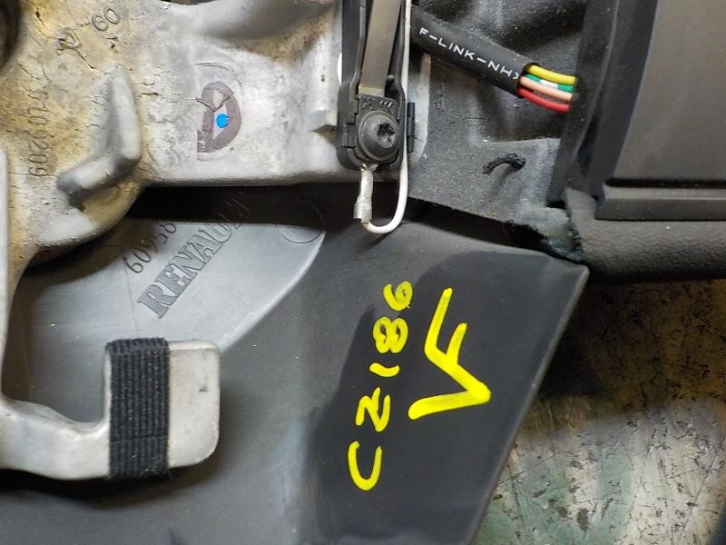 Recambio de volante para renault megane iii berlina 5 p 1.9 dci diesel referencia OEM IAM 484306291R  