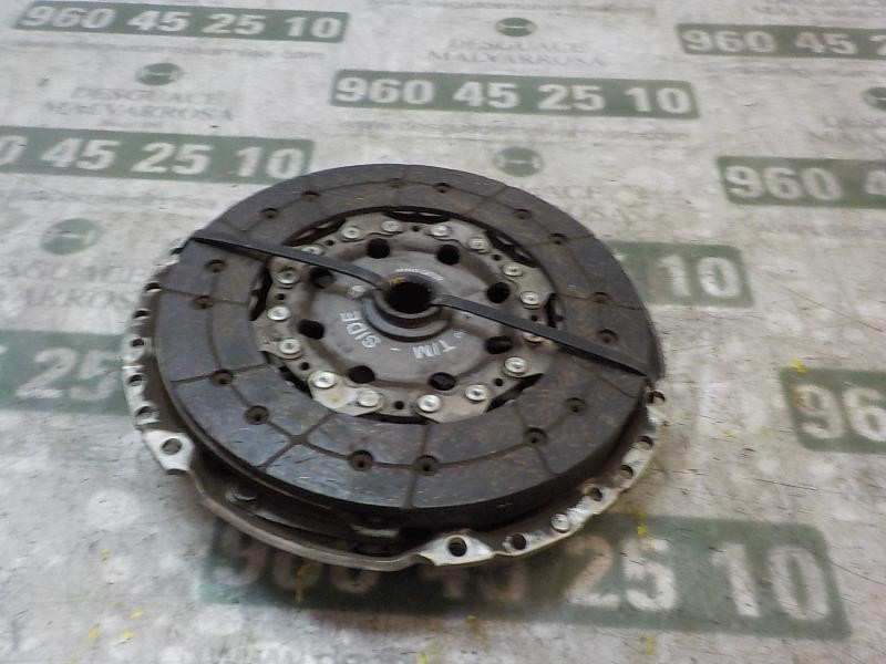 Recambio de kit embrague para kia pro_cee´d 2.0 crdi referencia OEM IAM 4120024720  