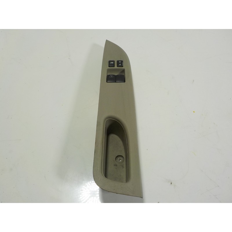 Recambio de mando elevalunas delantero izquierdo para nissan micra (k13) 1.2 cat referencia OEM IAM 254011HB0C 809611HD6A 