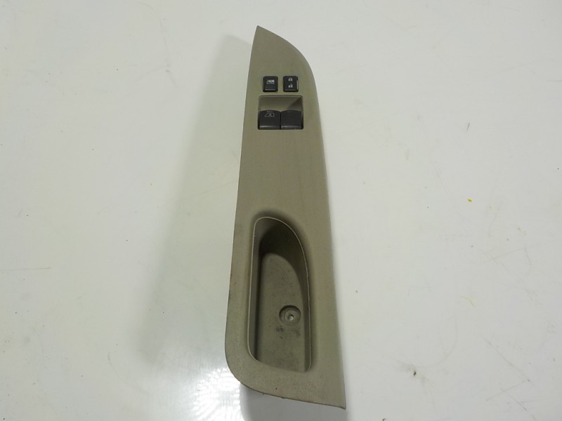 Recambio de mando elevalunas delantero izquierdo para nissan micra (k13) 1.2 cat referencia OEM IAM 254011HB0C 809611HD6A 