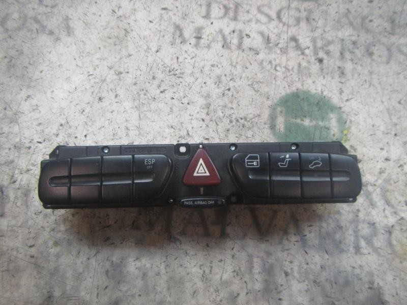 Recambio de warning para mercedes-benz clase c (w203) berlina 220 cdi (la) (203.008) referencia OEM IAM A20382150587167 20382160