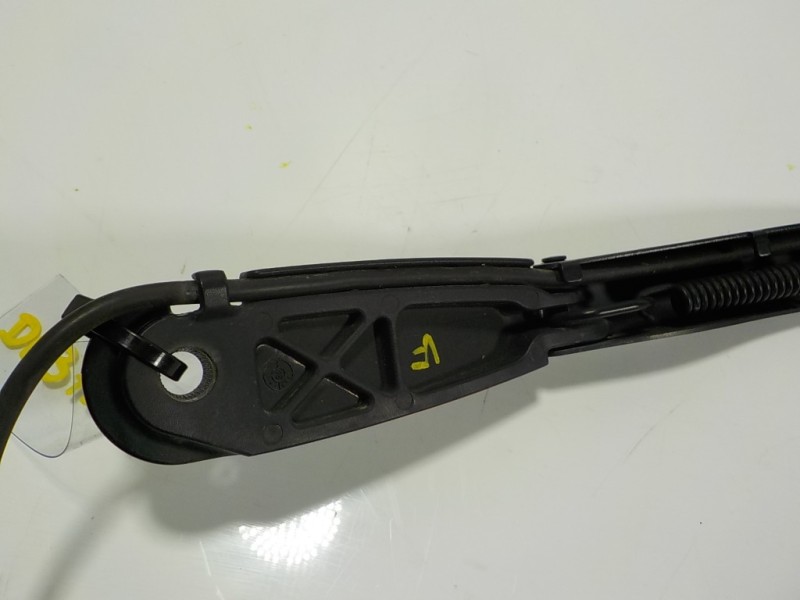 Recambio de brazo limpia delantero izquierdo para peugeot 508 sw 1.5 blue-hdi fap referencia OEM IAM 9823606980  