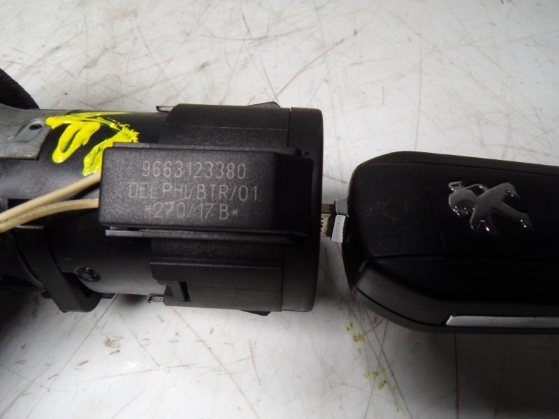 Recambio de antirrobo para peugeot 308 sw 1.6 blue-hdi fap referencia OEM IAM 1608682880 9663123380 