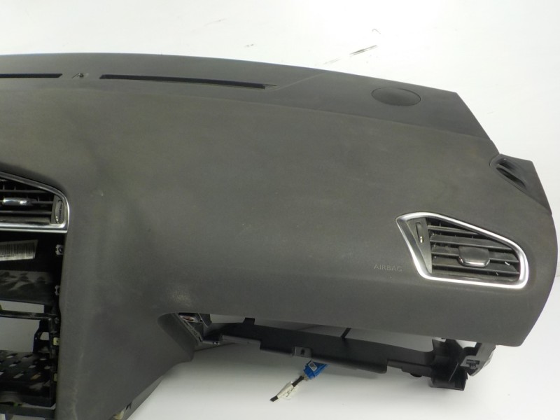 Recambio de salpicadero para citroën c4 lim. 1.6 blue-hdi fap referencia OEM IAM 16129054ZD  8217F5