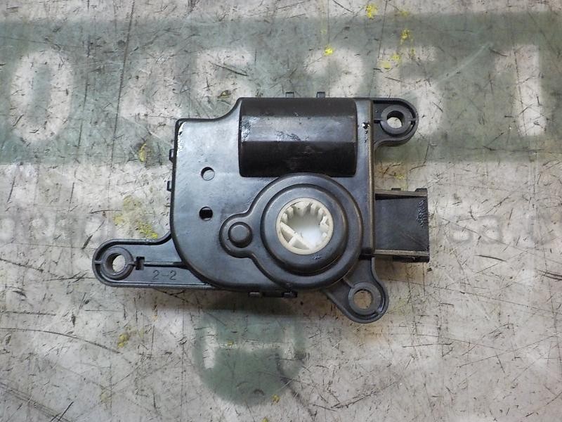 Recambio de motor apertura trampillas climatizador para kia pro_cee´d 2.0 crdi referencia OEM IAM  AA1I1100 AA1I1100