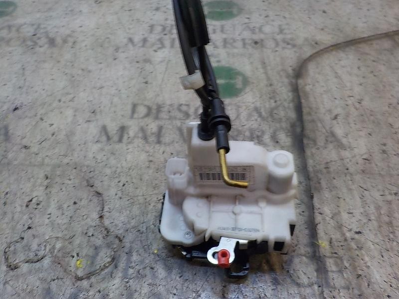 Recambio de cerradura puerta delantera derecha para fiat nuova 500 (150) 1.2 cat referencia OEM IAM 51827593  