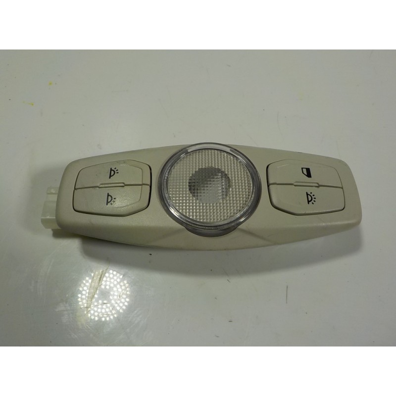 Recambio de piloto interior para ford kuga (cbs) 2.0 tdci cat referencia OEM IAM 2053618 CJ5A13K767GG3AM1 