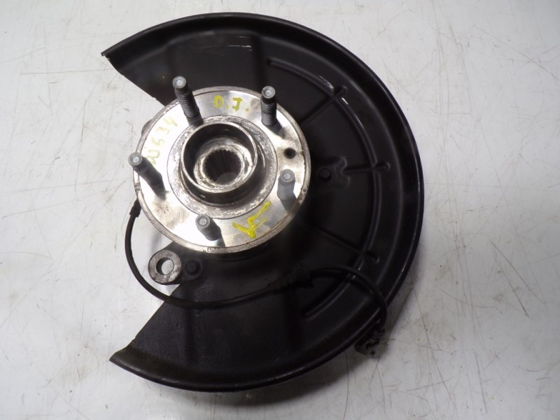 Recambio de mangueta delantera izquierda para opel mokka x 1.6 cdti dpf referencia OEM IAM  GFSLHNHCHL 